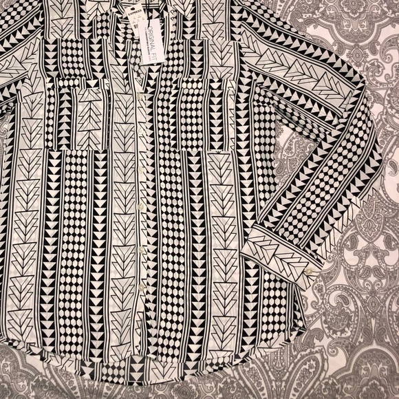 Express convertible sleeve shirt - Picture 2 of 7